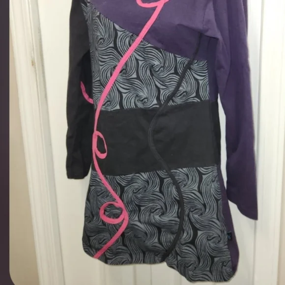 Leopards & Roses Abstract Dress - Picture 8 of 11